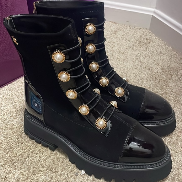 Black - Picture 5 of 8